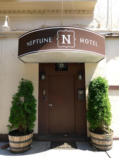 Neptune Hotel