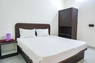 Fabhotel Gargi Galuxe