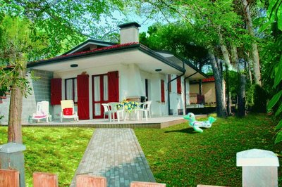 Nice Duplex for 7 Guests in an Oasis of Greenery in Lignano Riviera
