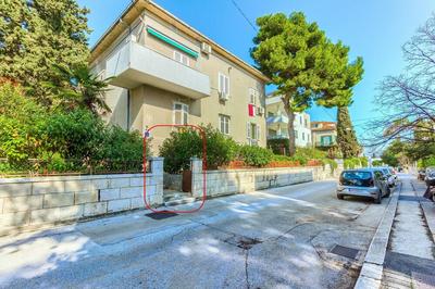 Apartments Filipovic with garden
