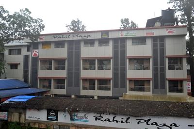 Hotel Rahil Plaza