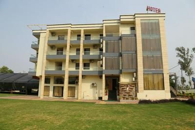 Hotel Shrestha Paradise
