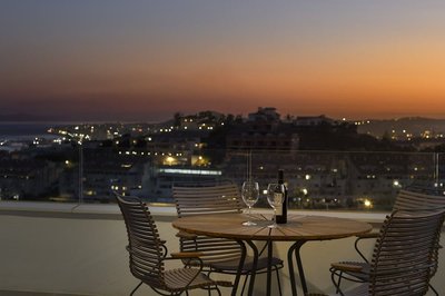 Sunset Top Floor Apartment Higueron
