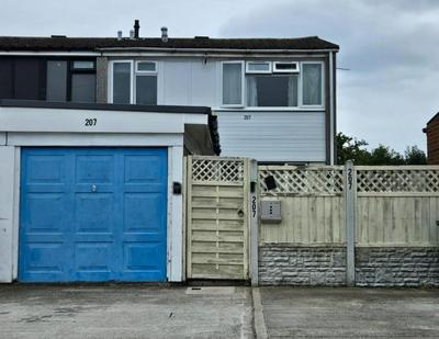 SnoozeDen Chalvey – Free Parking, Near M4 J6