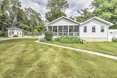 Ephraim Home w/ Yard - Walk to Lake Michigan!