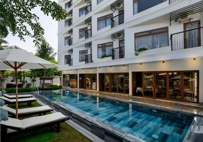 HA Ocean Front Hotel and Apartment