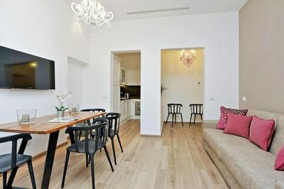 Rm-h501-pale6h3 Monti Apartments - M12