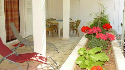 Fran - Only 150m From Beach - A1