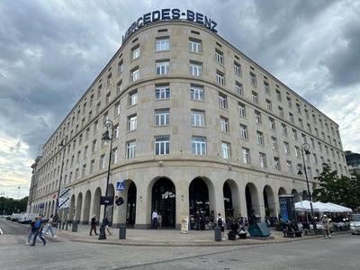 Bez Kantow Art Rooms