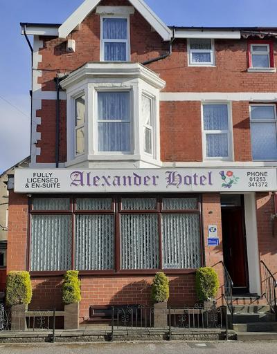 Alexander Hotel