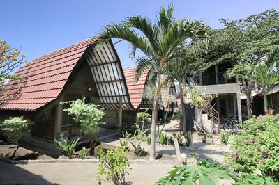 OYO 1365 Sunrise Lumbung