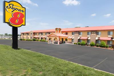 Super 8 by Wyndham Bowling Green South