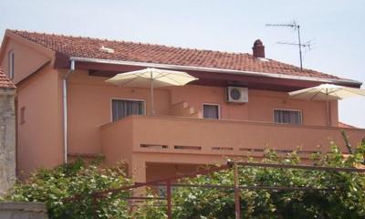 Apartments Nediljko