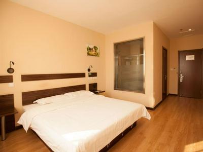 GreenTree Inn DaLian Ganjingzi District Airport New District Lazishan Express Hotel