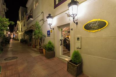 TAK Boutique Marbella Old Town with Parking
