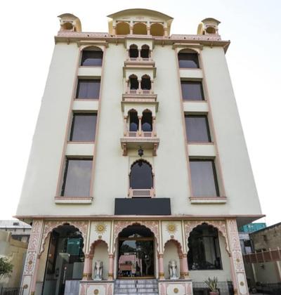 Hotel Golden Ram Vilas