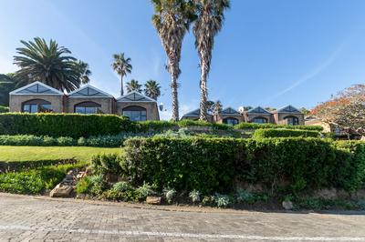 Dutton's Cove Guesthouse