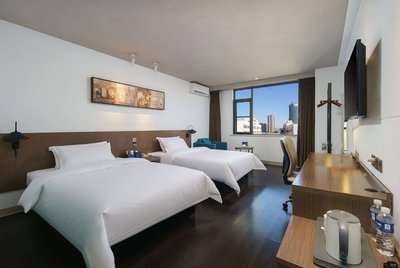 Microtel by Wyndham Kunming City Center