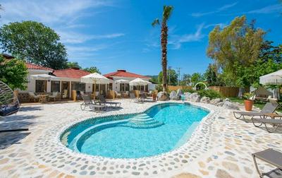 Vodina Lounge Suites