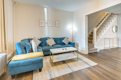 Shop & Dine: Central Stroudsburg Townhome!