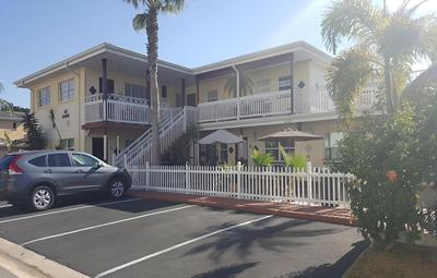 Silver Sands Motel