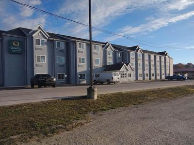 Quality Inn & Suites Caldwell I-77