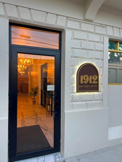 1912 Boutique Hotel