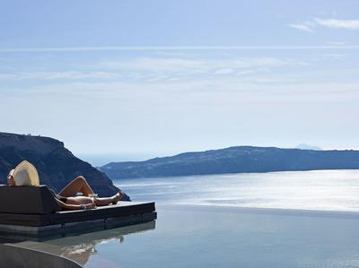 Lilium Hotel