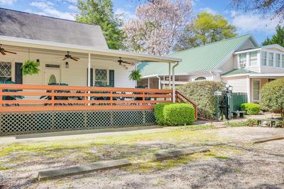 Aiken Apt w/ Garden-view Balcony: Half-mi to Dtwn!