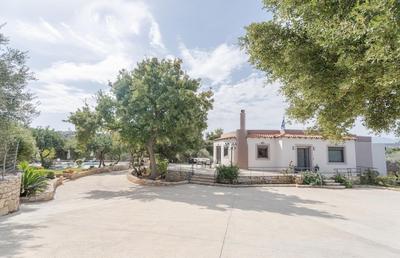 Villa Archodia - With Private Pool