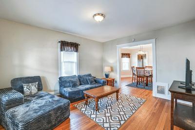 1 Mi to Dtwn Binghamton: Apt w/ Covered Balcony!