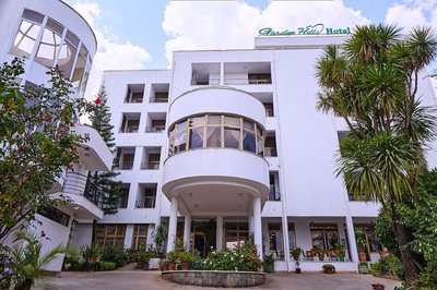 Garden Hills Hotel