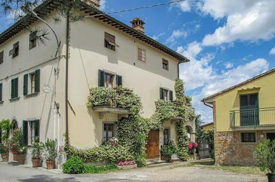 Francigena Loggia Pergola Shared Pool