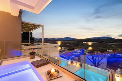 Three Moirai Villa With 2 Heated Pools