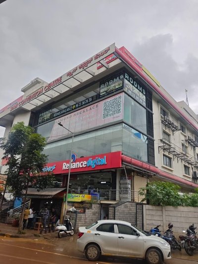 Stayz Royale - Electronic City