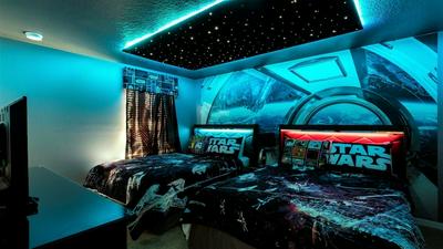 7BR Disney Getaway w Games Projector Pool SPA