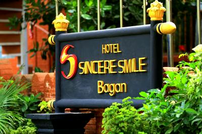 Hotel Sincere Smile Bagan