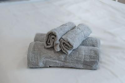 Beautiful 5BR in the HEART of Mile-End