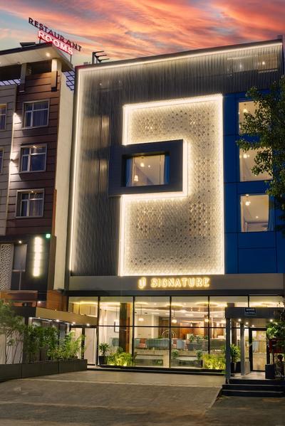 Signature Hotel