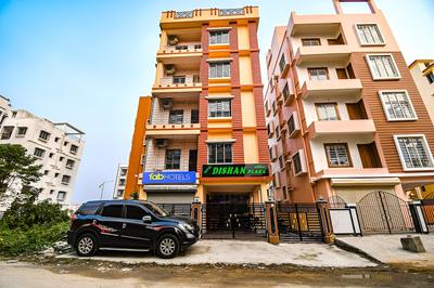 Fabhotel Dishan Plaza