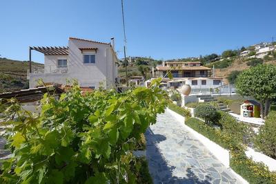 Private Villa With Amazing View and Shared Pool