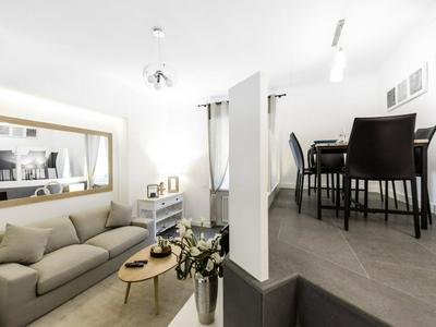 Popolo Apartment