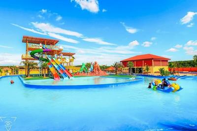 Trang Oasis Waterpark Hotel