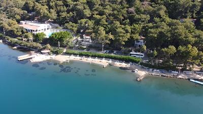 CLUB BELLAMARE  BEACH