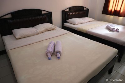 Boracay Travelodge Beach Resort