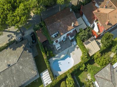 Exclusive Villa With Pool Near the Beach
