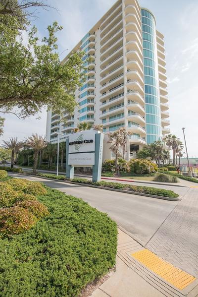 Ocean Club 203