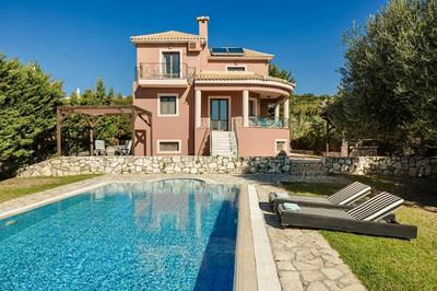 Ilios Kefalonia With 3 Bedrooms and 3 Bathrooms