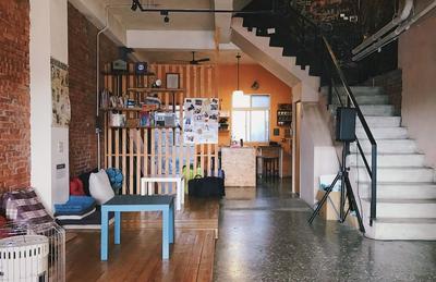 Lane62 Hostel