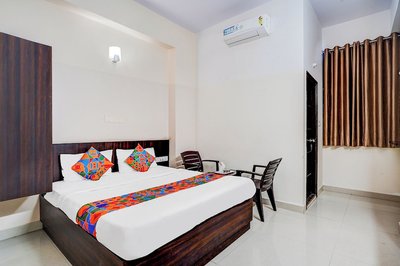 Fabhotel Pride Image